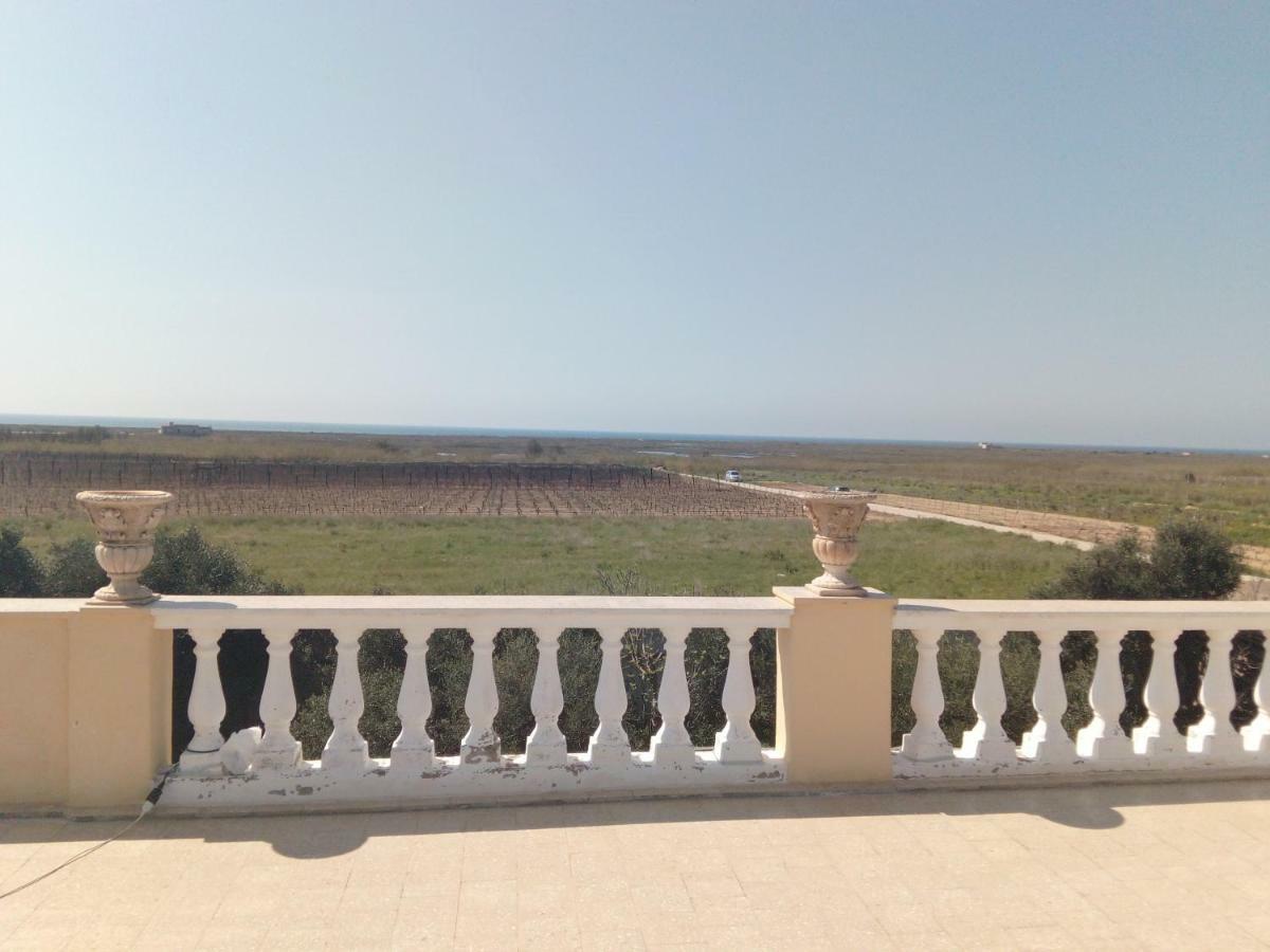 Готель Castello Del Nonno Мадзара-дель-Валло Екстер'єр фото